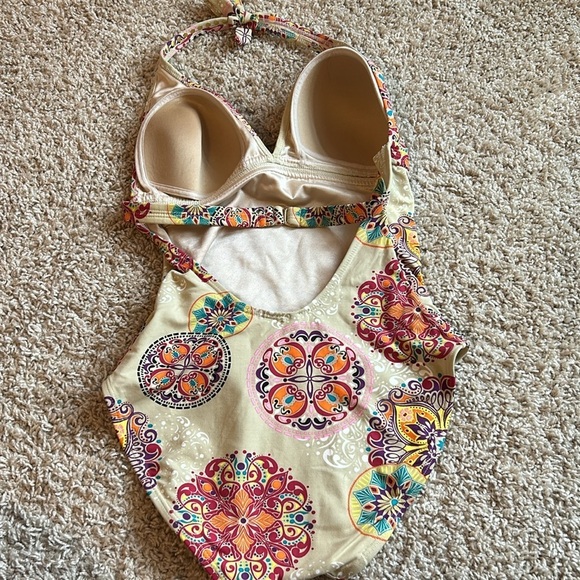 Very Good Condition. OndadeMar One Piece Halter Swimsuit. Retails for $200+ - Picture 4 of 7